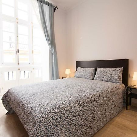 Extraordinario Piso Junto Playa Y En Pleno Centro Apartman Cádiz Kültér fotó