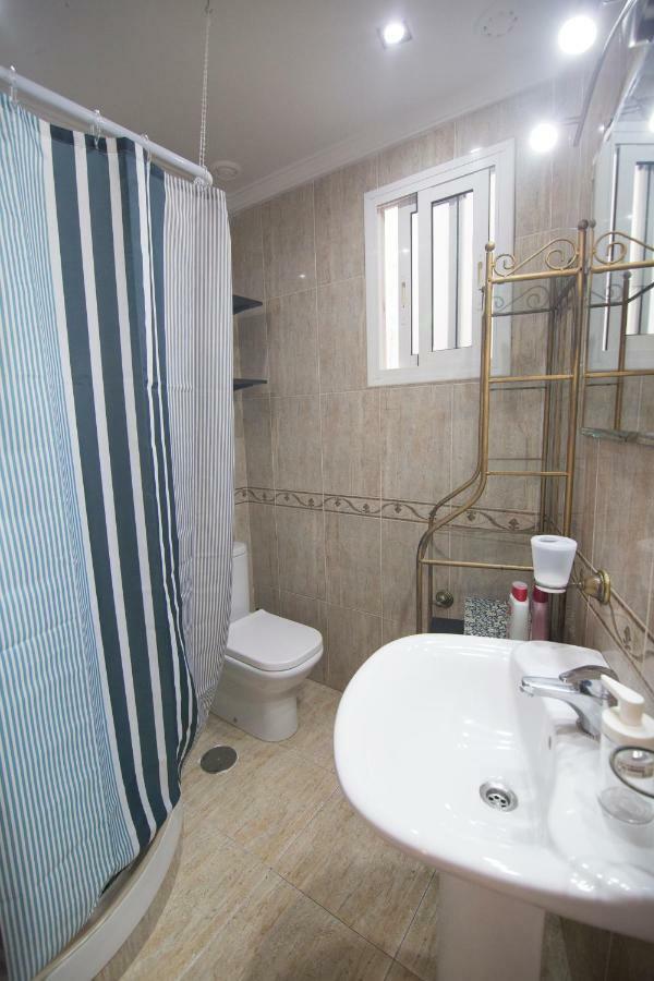 Extraordinario Piso Junto Playa Y En Pleno Centro Apartman Cádiz Kültér fotó